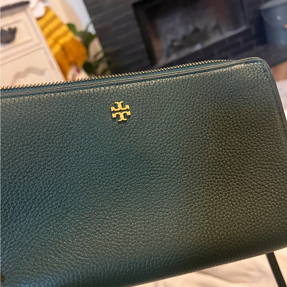 Tory Burch Leather Crossbody Purse